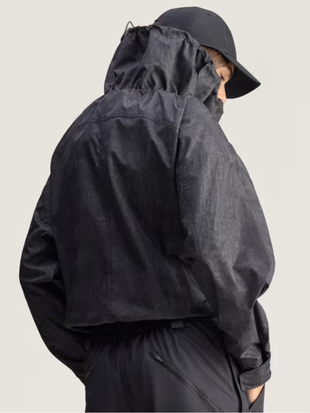NEW🖤Stella McCartney x Adidas training track jacket utility black $310 - Picture 5 of 16